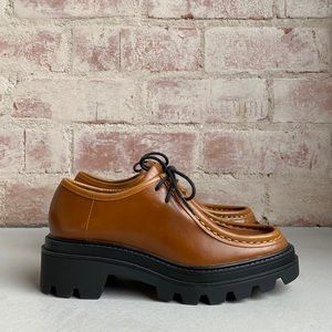 Stylish Tan Leather Women's Shoes